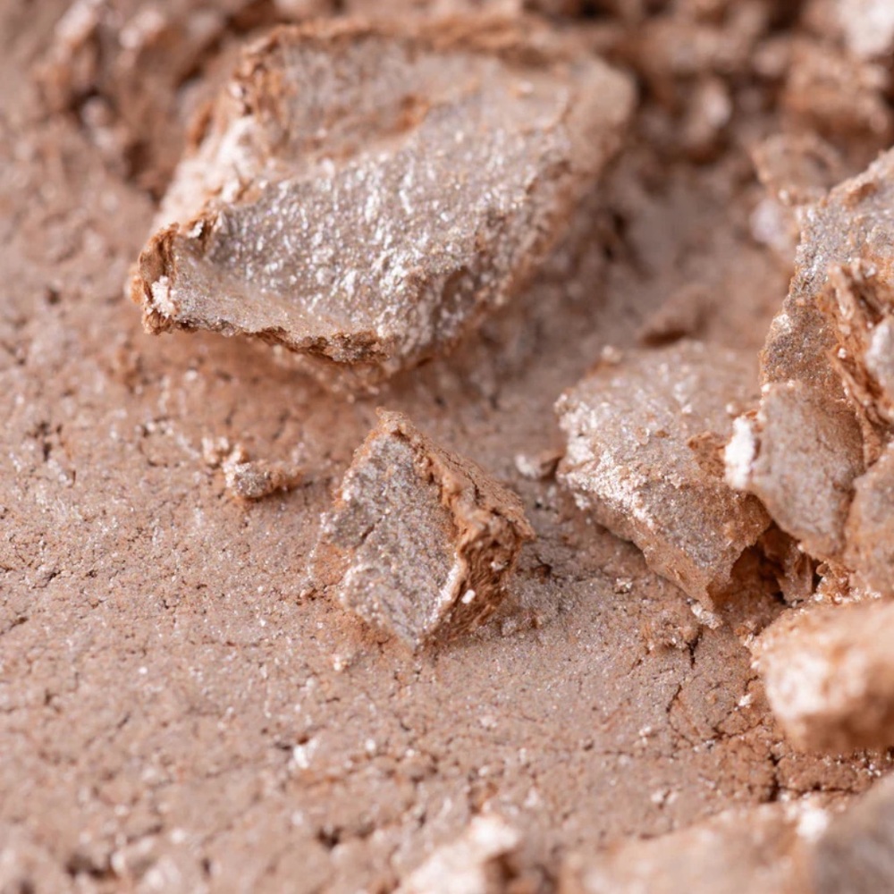 OFRA Shimmering Highlighter in The Hills - Picture 4 of 7